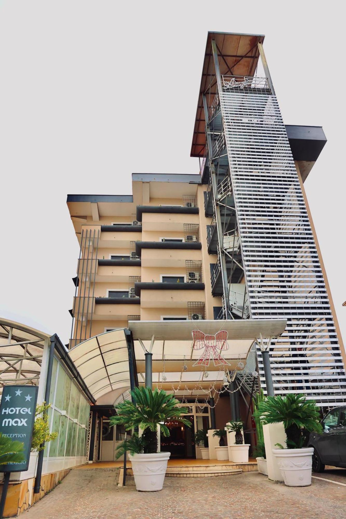 Hotel Max Aversa Exterior photo